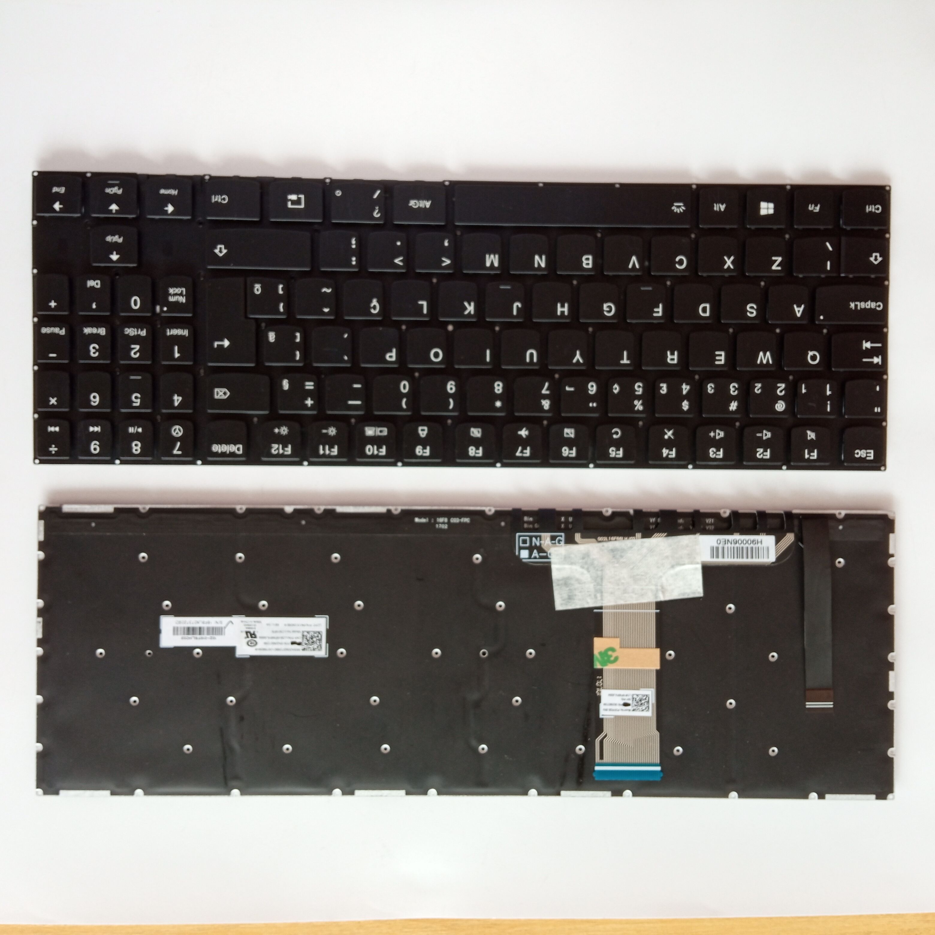 Picture of New Replacement Laptop Keyboard For LENOVO Y520/R720 colorful backlight BLACK Backlit BR Layout